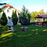 Holiday home Csaladbarat A Badacsony Hegy Labanal Bl15