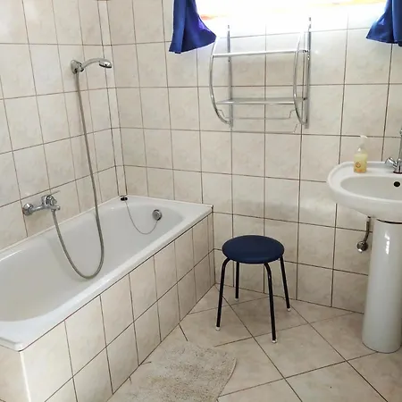 Prázdninový dům Csaladbarat A Badacsony Hegy Labanal Bl15 *